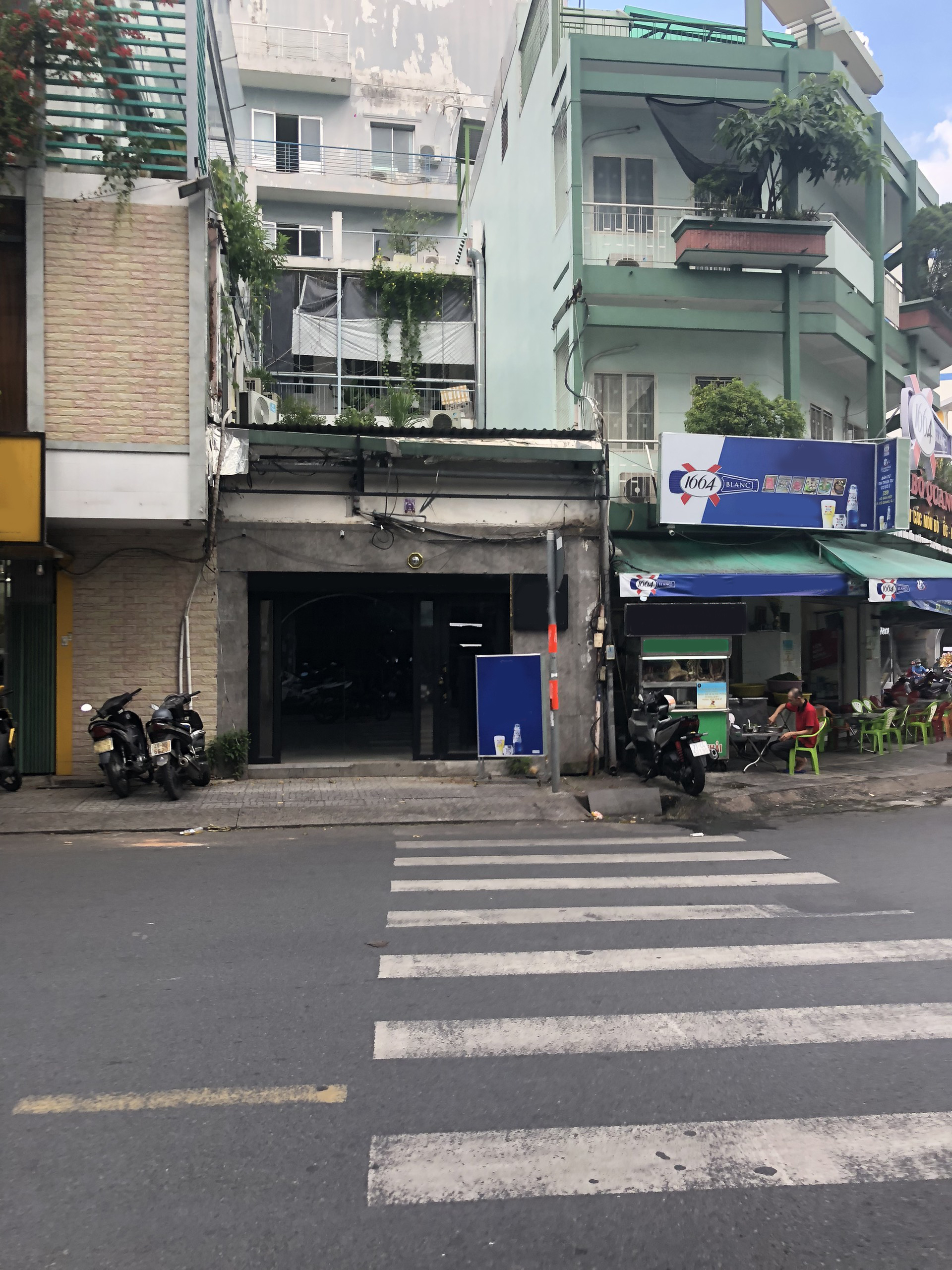 Cho thuê nhà mặt tiền Hồ Hảo Hớn,Phường Cô Giang Quận 1